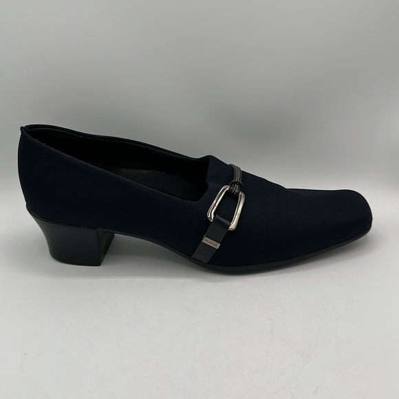 Munro American navy Cindi block heel pumps, size 7M - Picture 5 of 8